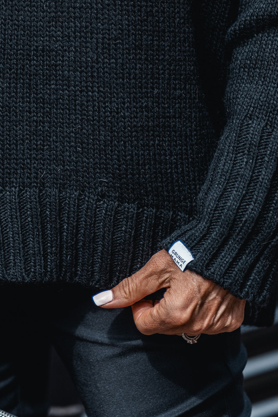 Grungemama Milia black sweater