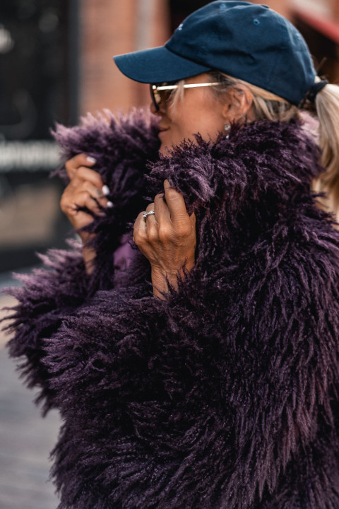 Grungemama Angela aubergine fur