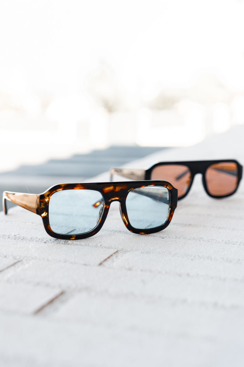 Watchy blue tortoiseshell glasses