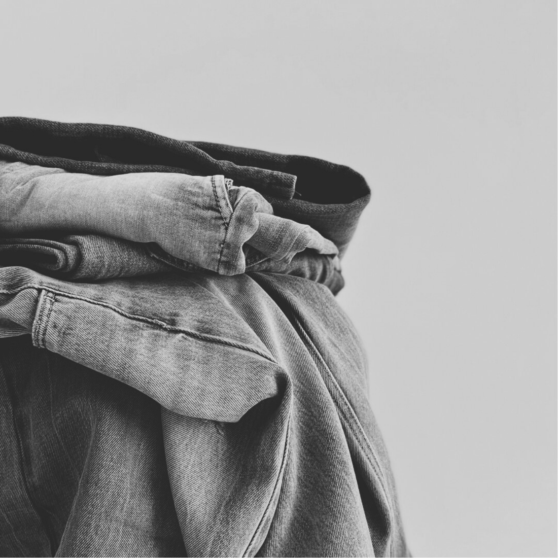 LE JEAN : TOUT CE QU’IL Y A À SAVOIR SUR CE CÉLÈBRE PANTALON