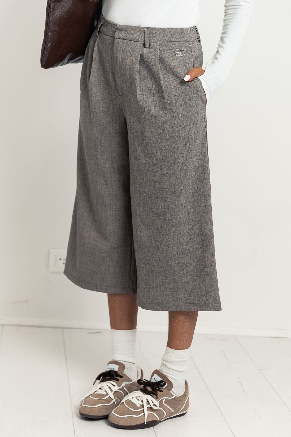 BERMUDA SOHA BEIGE