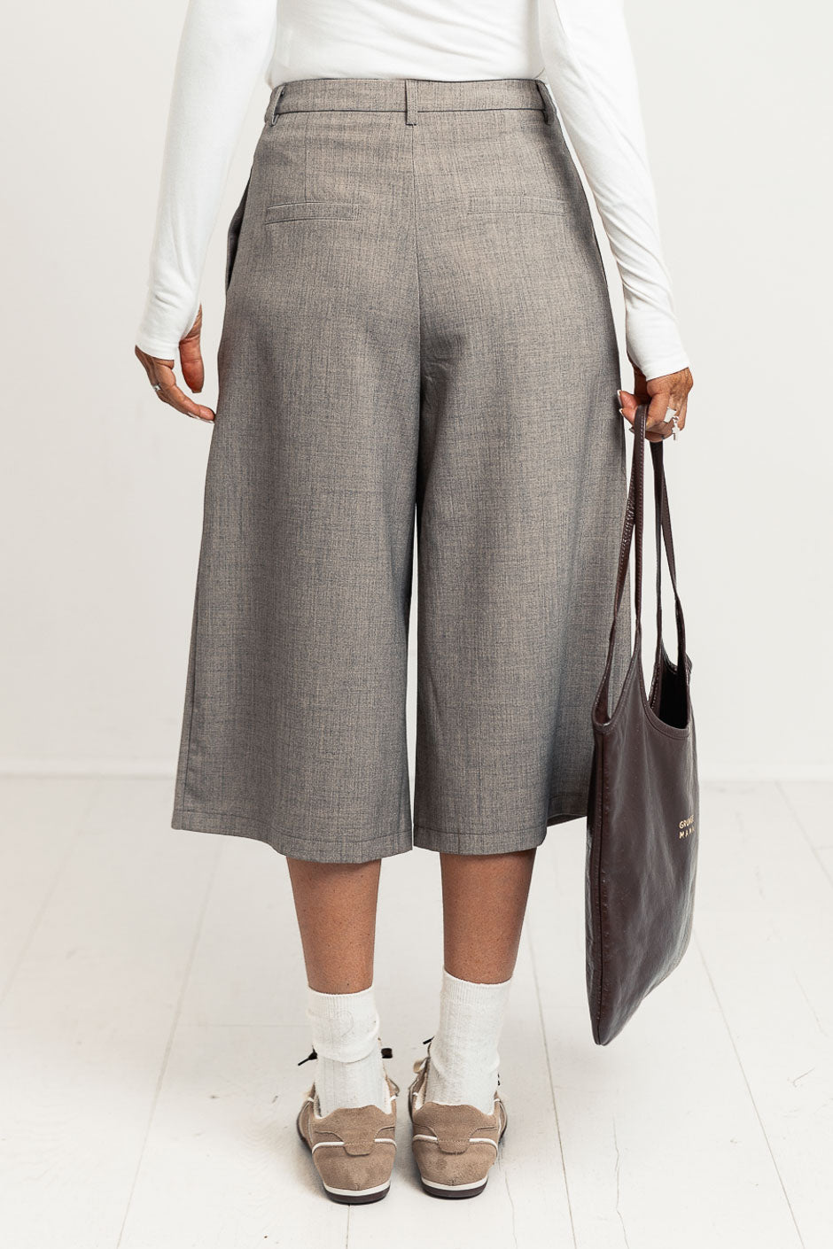BERMUDA SOHA BEIGE