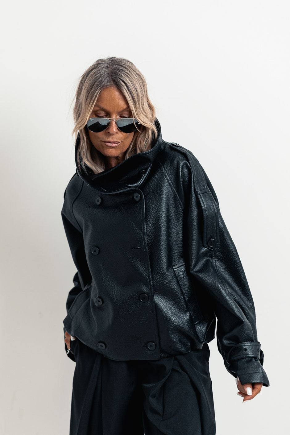 BLACK ECLIPSE JACKET