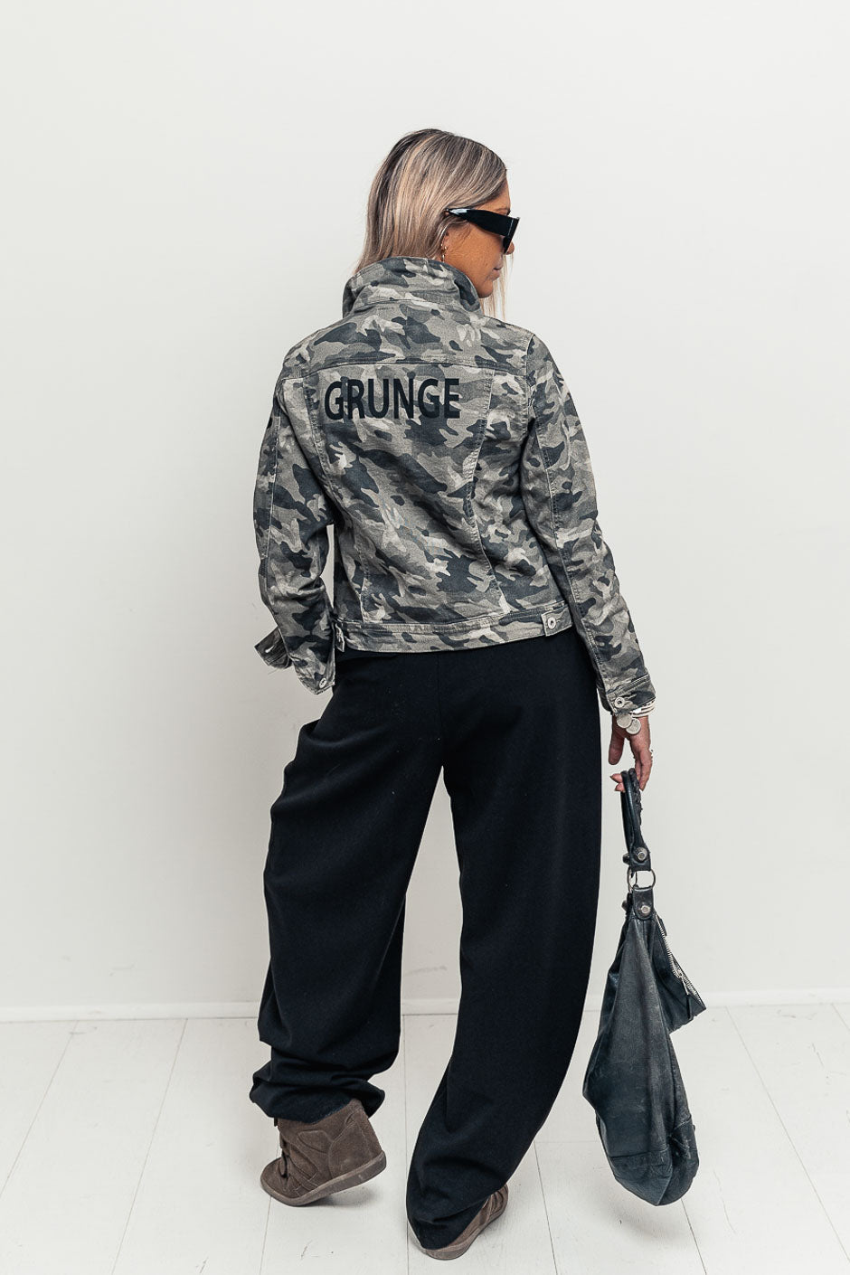 STAR CAMOUFLAGE JACKET