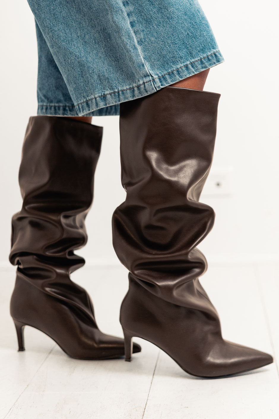 BOTTES BLUNT BROWN