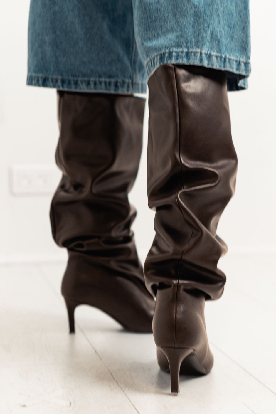 BOTTES BLUNT BROWN