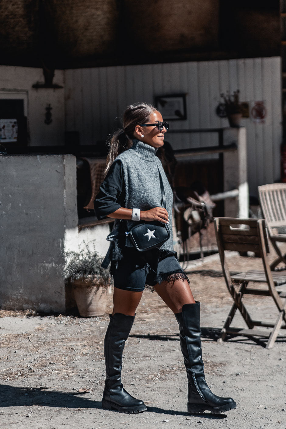 DEVA BLACK BOOTS