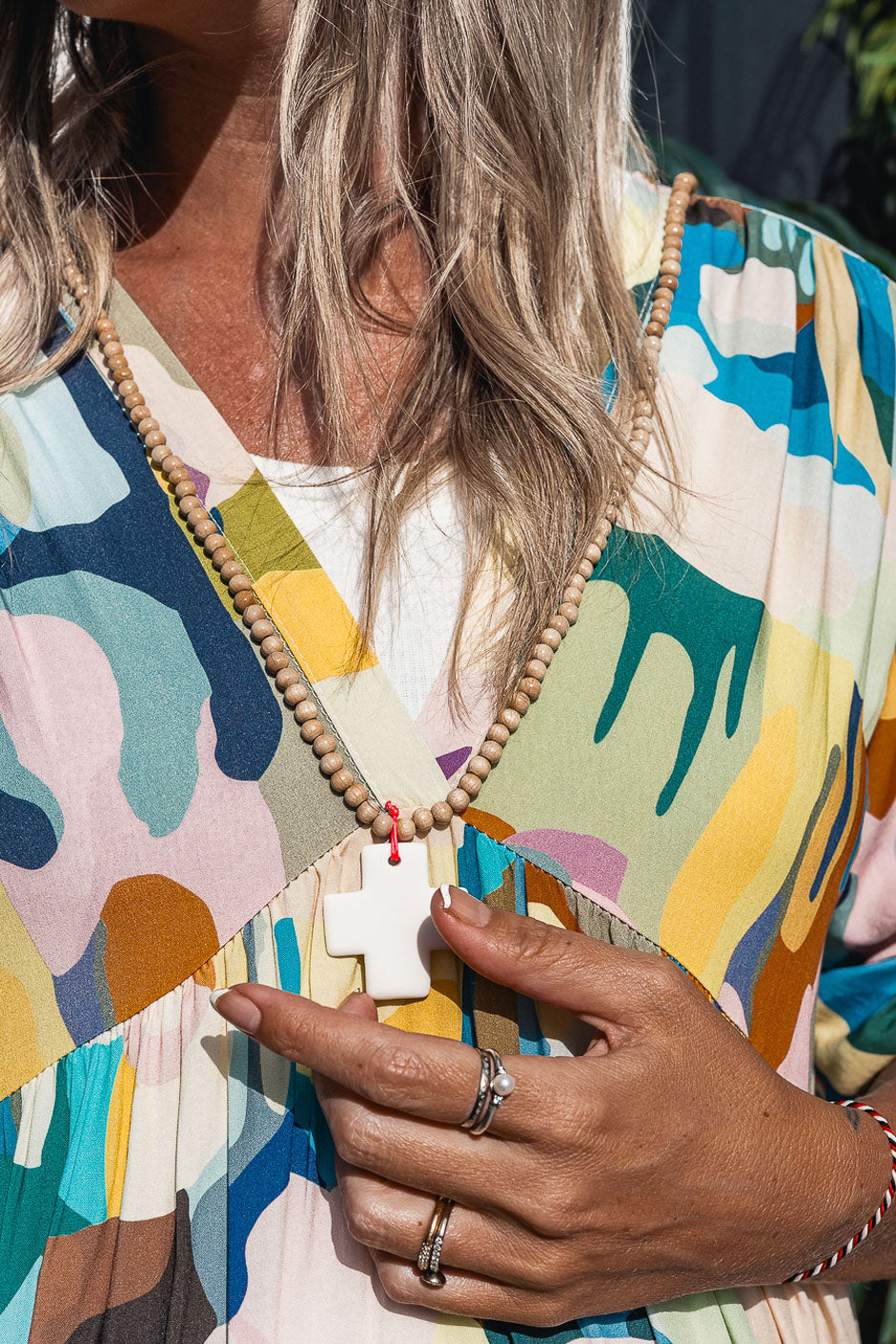 CRUZY WHITE NECKLACE