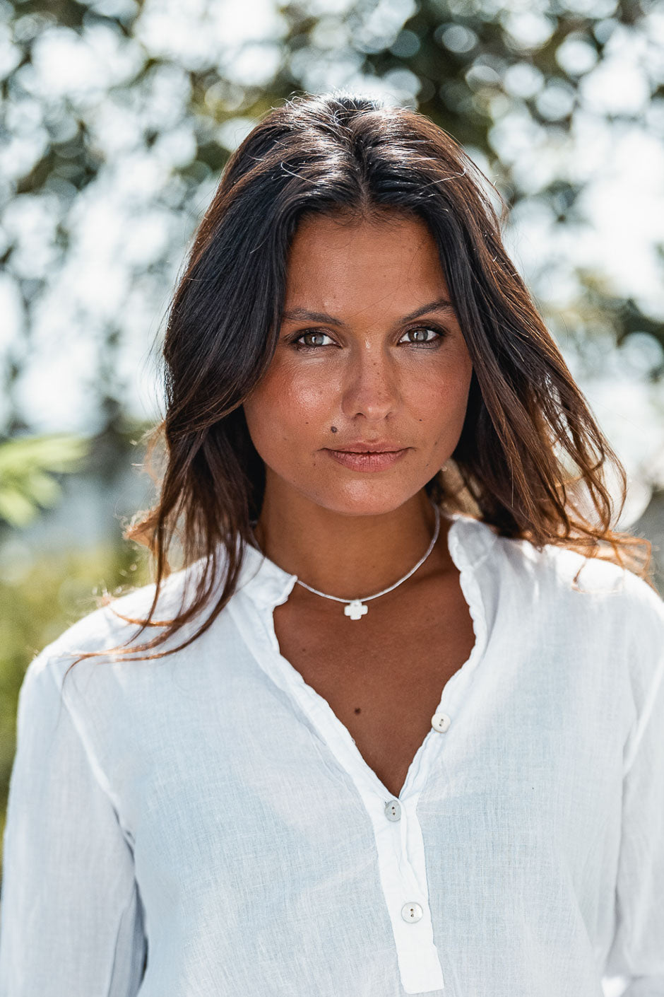 CRUZ WHITE NECKLACE