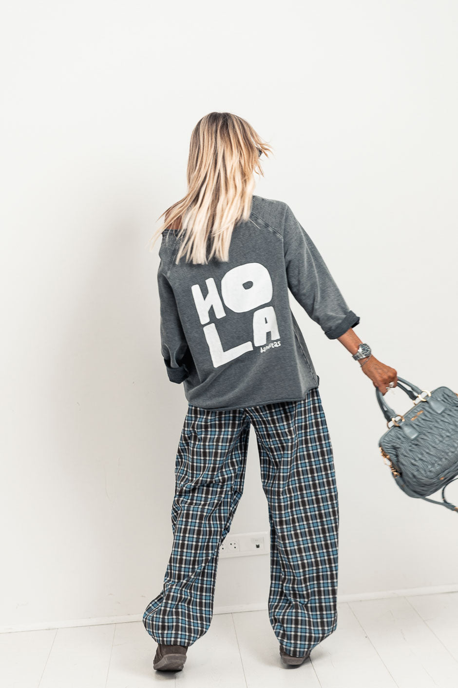 GREY HOLA SWEATSHIRT