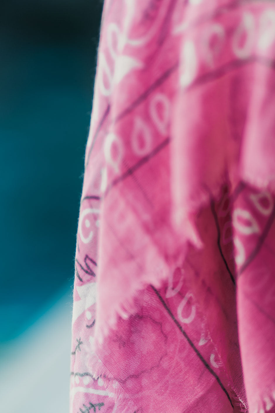 PAÑUELO MANA FUCSIA