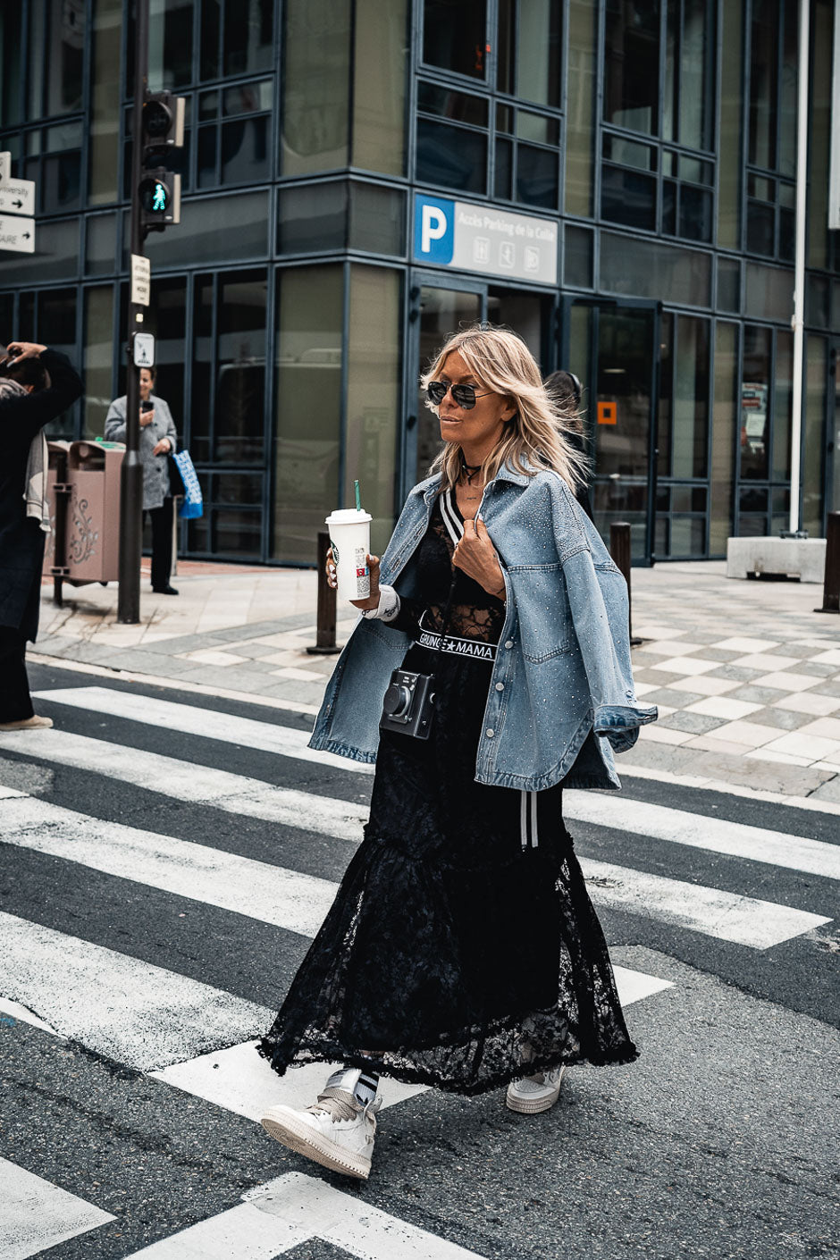 BLACK LOU UNDERSKIRT