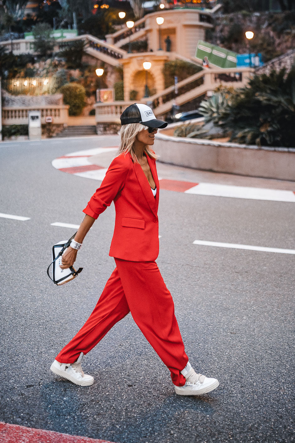PANTALONES ROJOS JENA