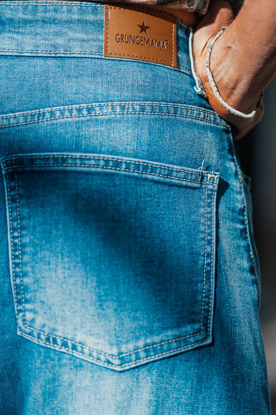 JAIMIE BLUE JEANS