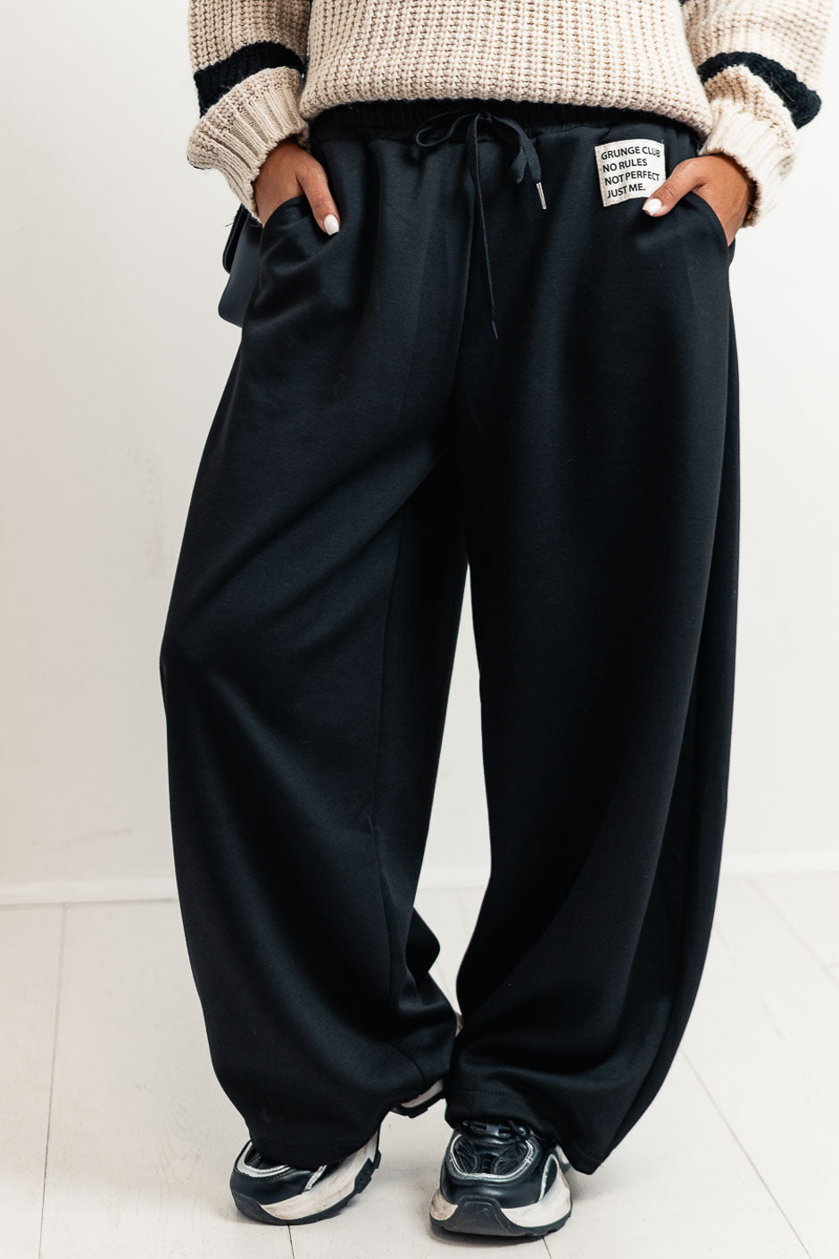 BLACK JOJO JOGGERS