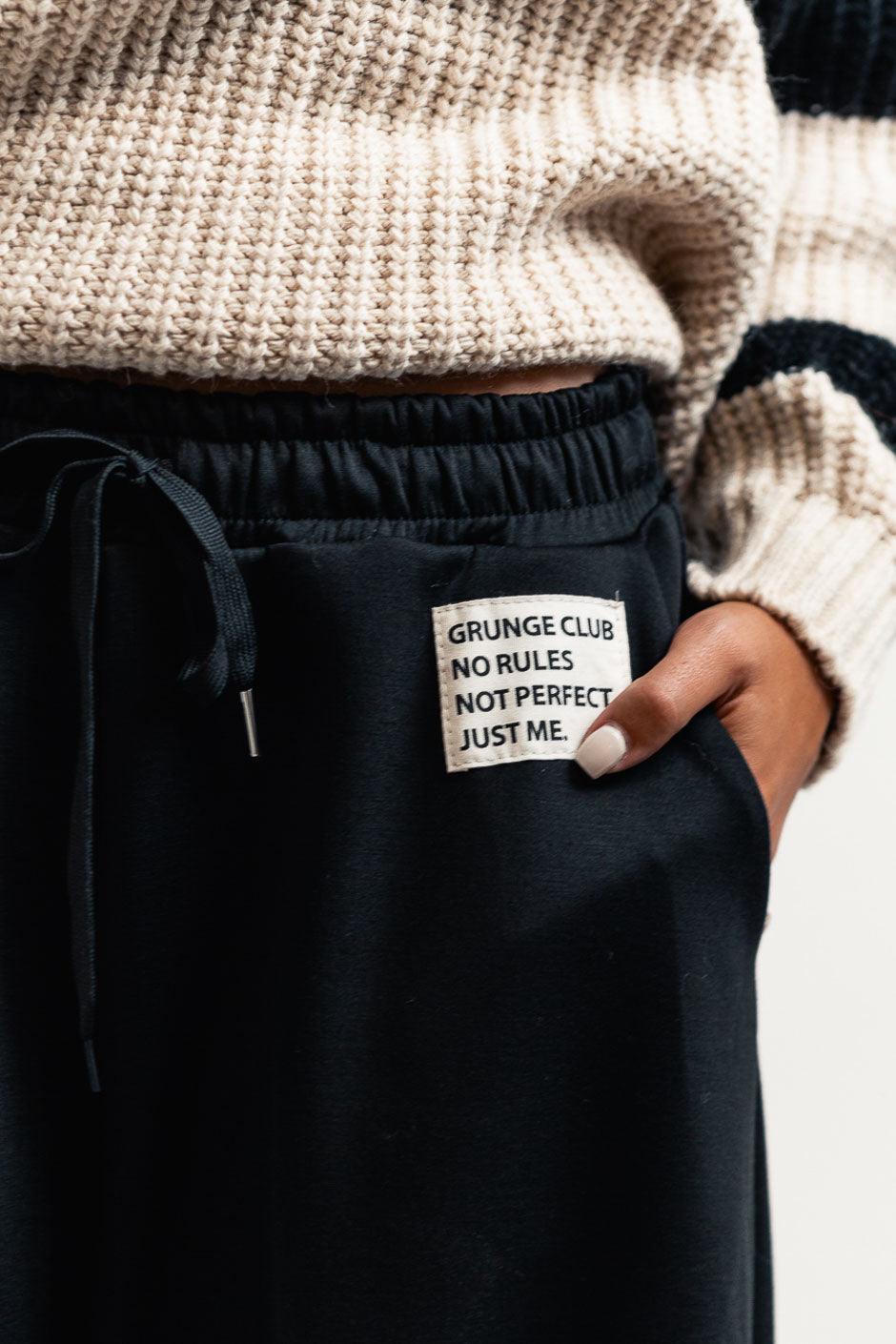 BLACK JOJO JOGGERS