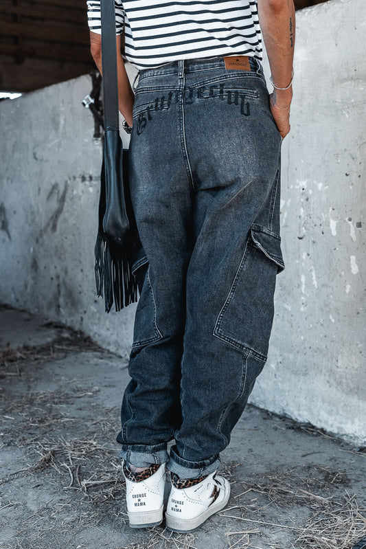 PANTALÓN CANO GRIS