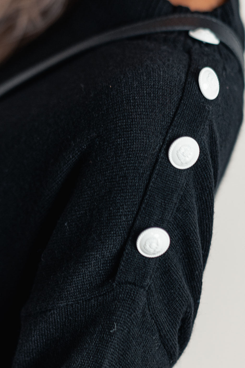 PULL CARLA NOIR