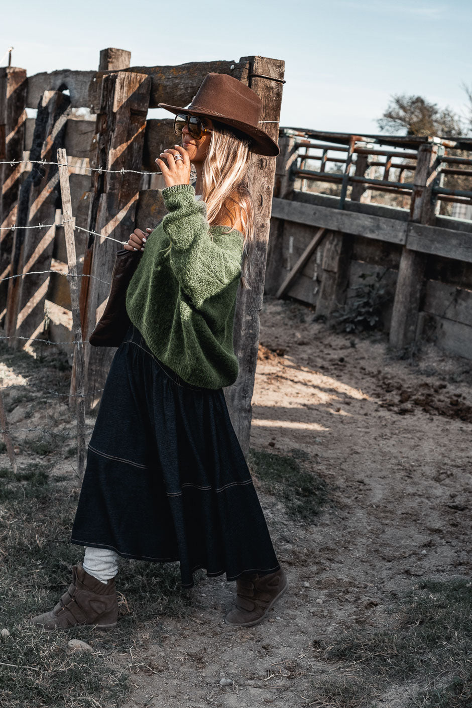 GARANCE KHAKI SWEATER