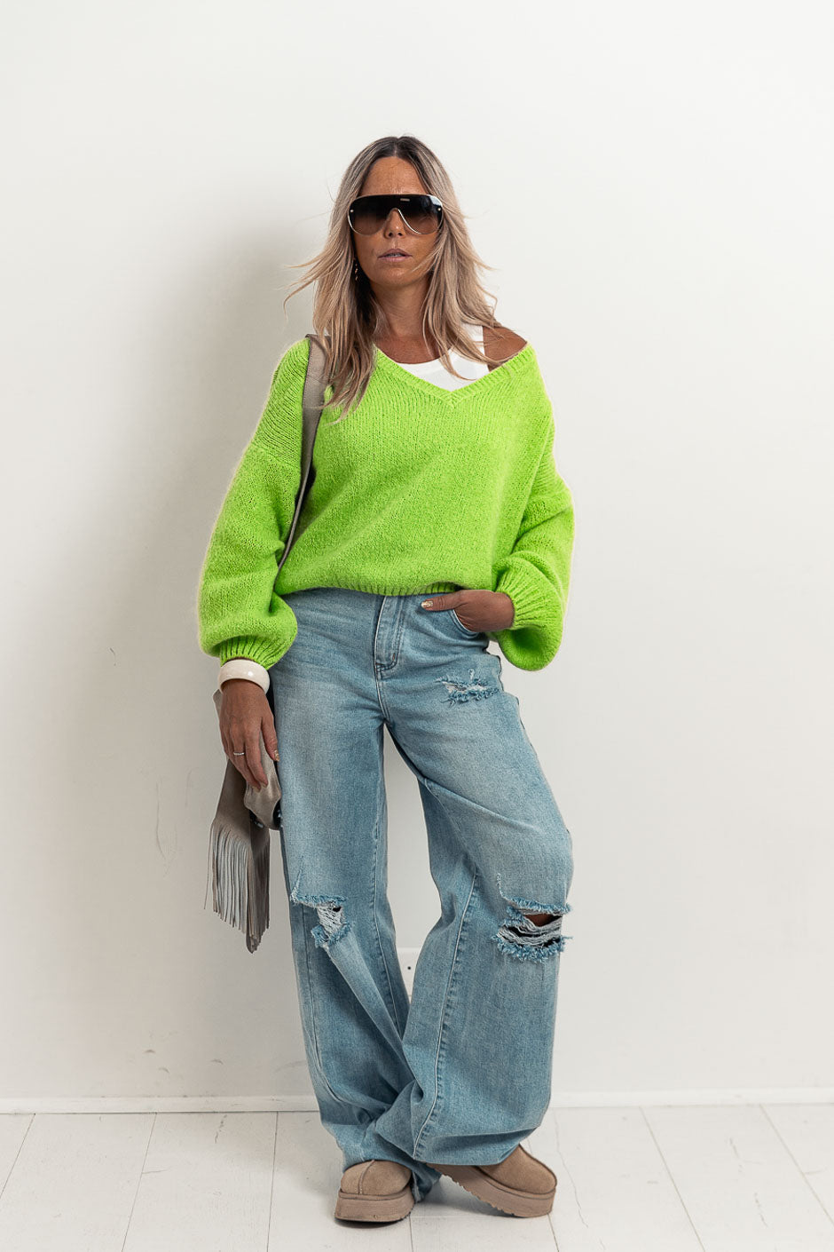 NEON GREEN POLA SWEATER