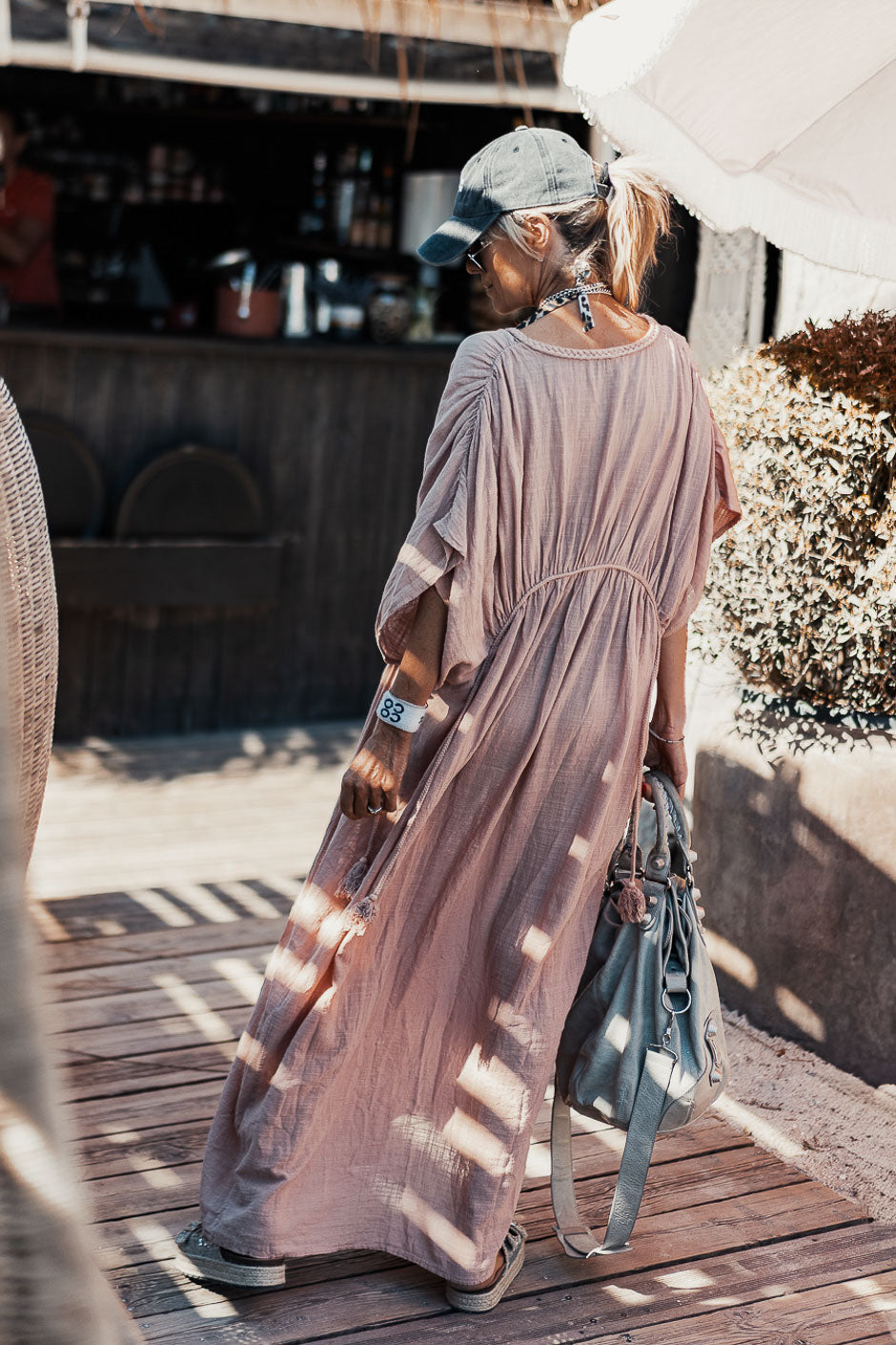 VESTIDO TAYMA ROSA EMBUDECIDO