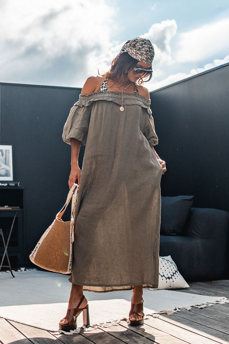 VESTIDO PIUMO CAQUI
