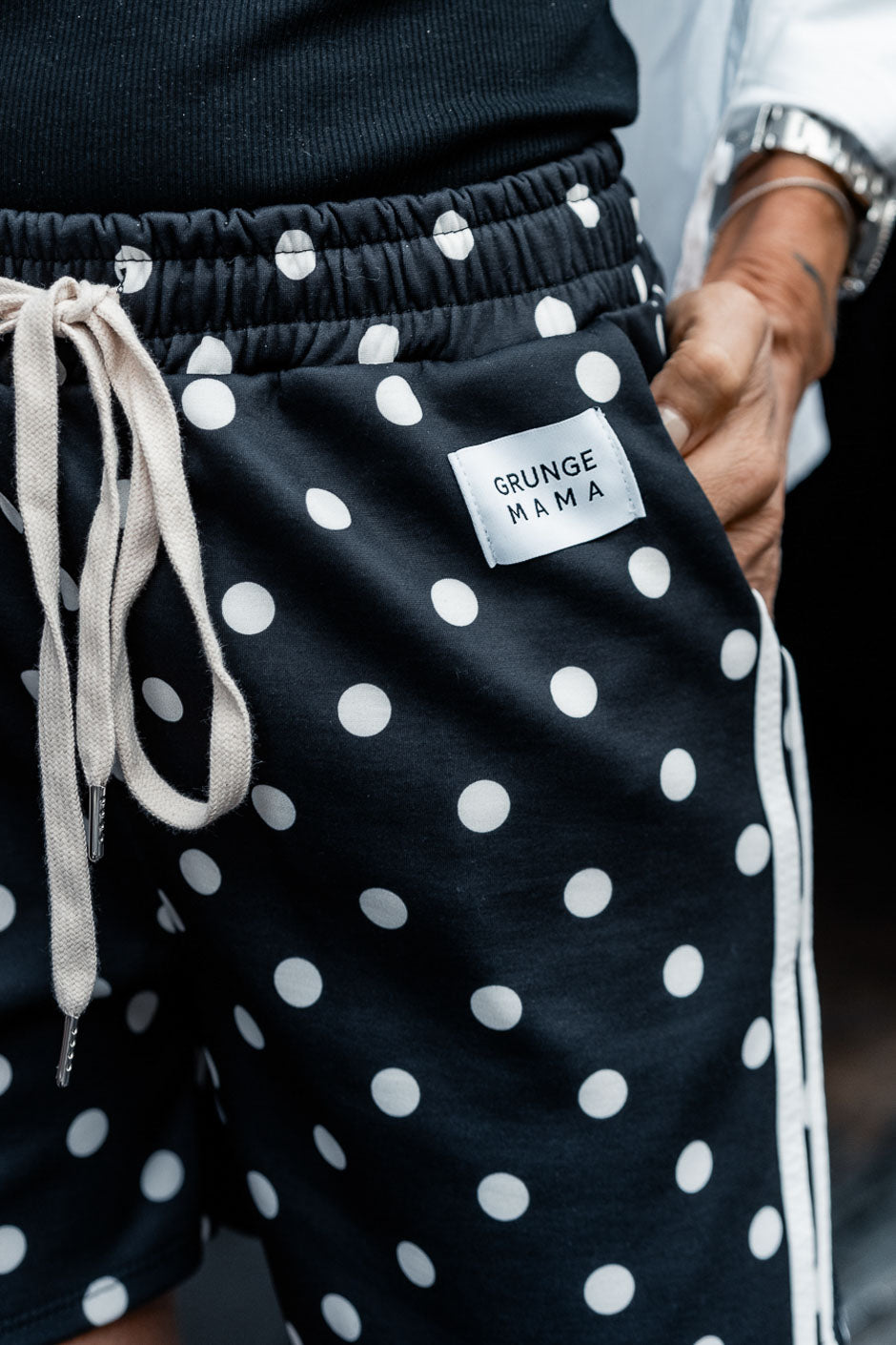 BLACK AND WHITE DOTTY SHORTS