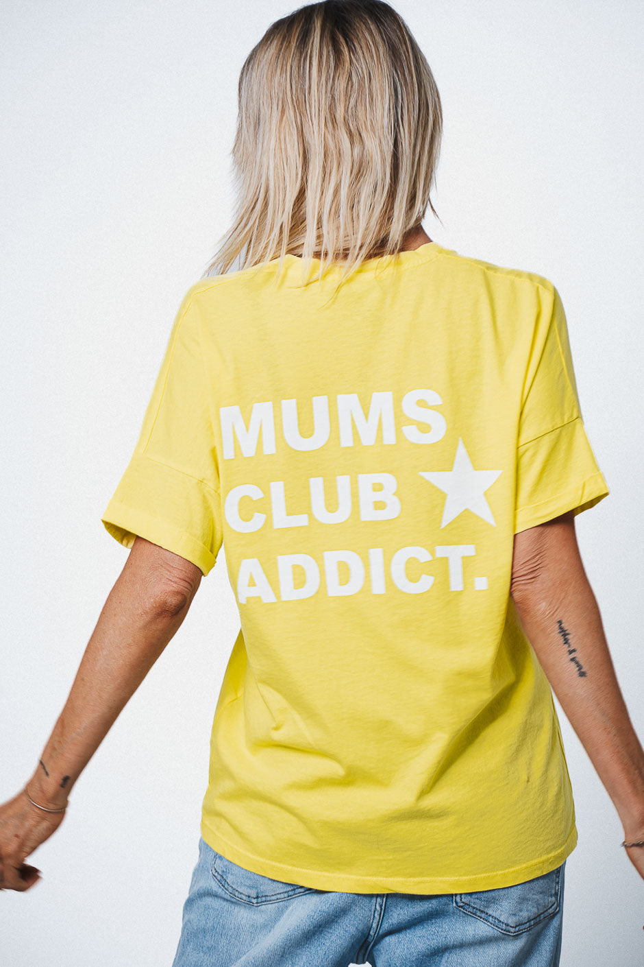 CAMISETA MUMS ADDICT AMARILLA