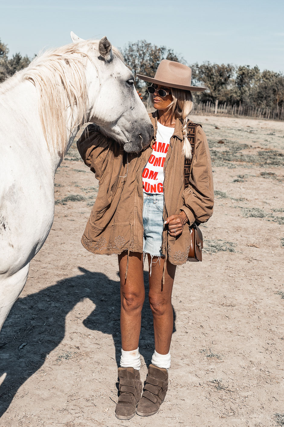 BEIGE FLAG JACKET