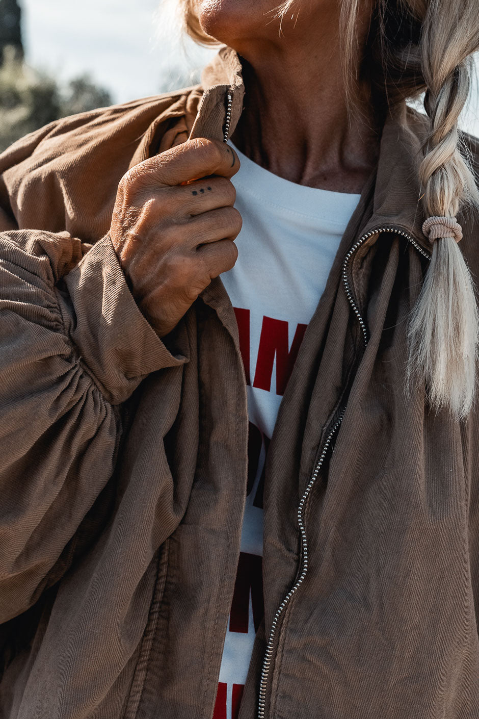 BEIGE FLAG JACKET