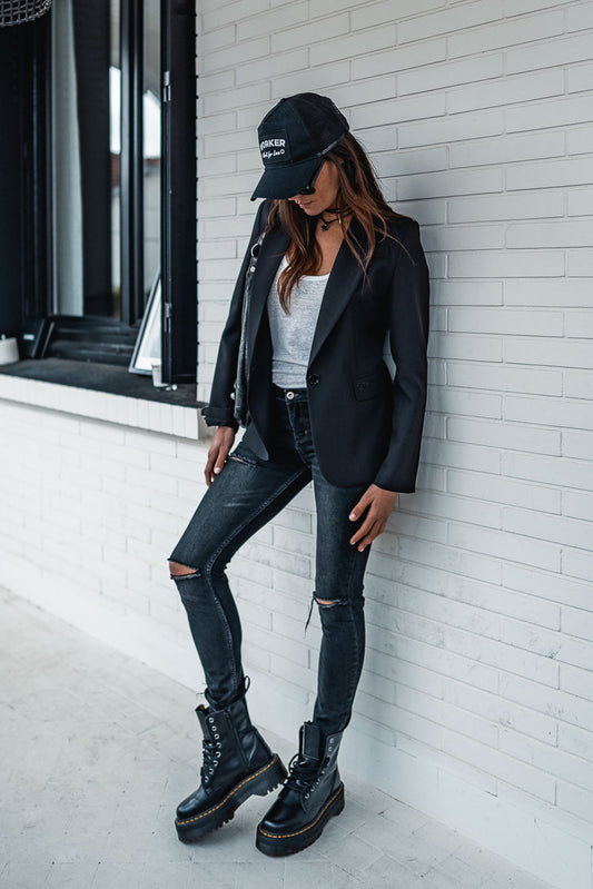 NEW GLAMZY BLACK BLAZER