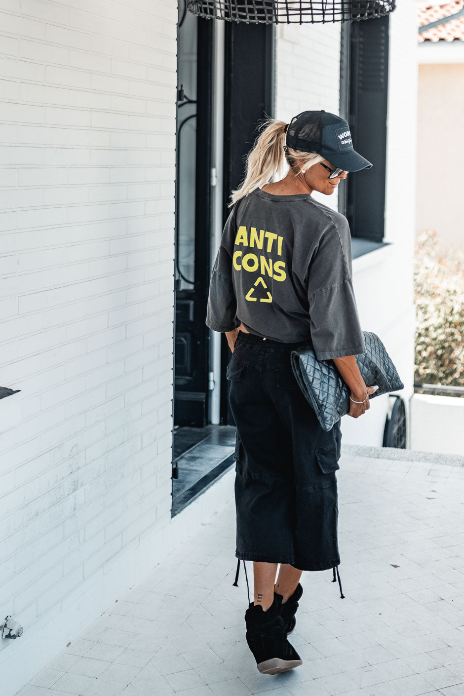 CAMISETA AIDENA ANTRACITA