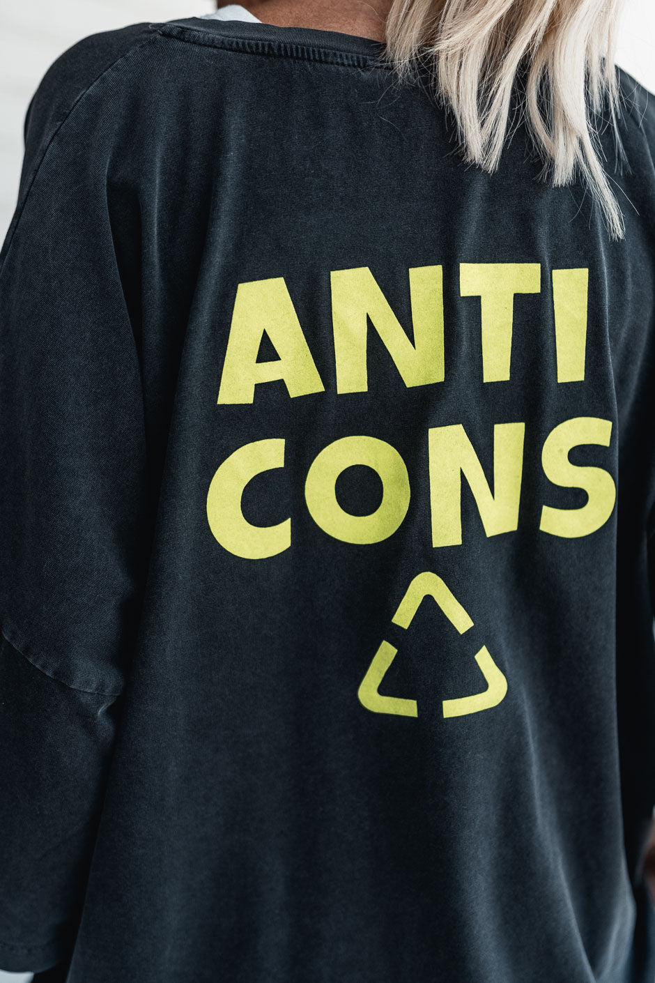 CAMISETA AIDENA ANTRACITA