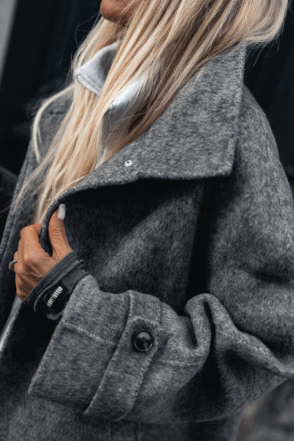 BASTIAN GREY COAT