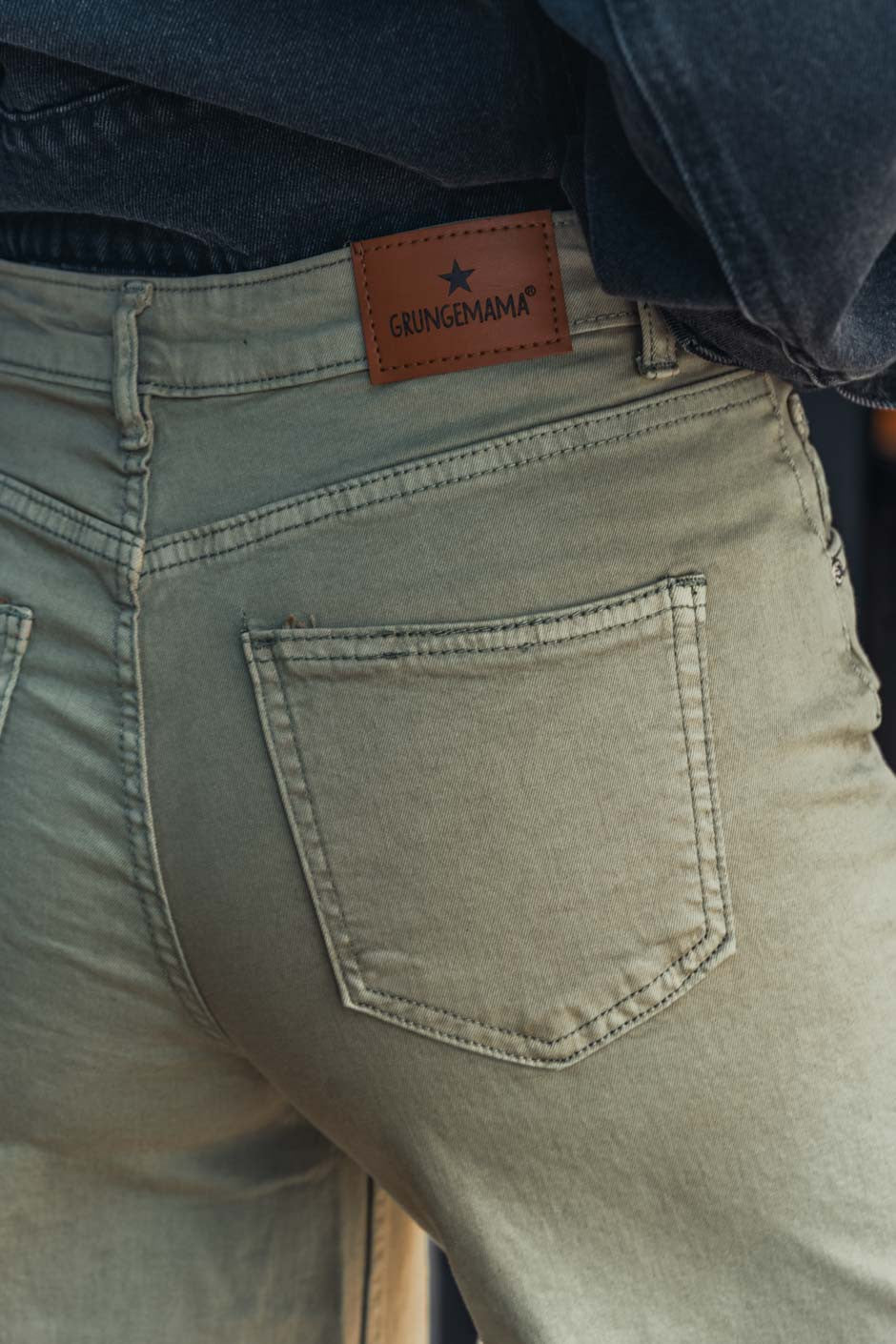 Pantalon Grungemama Rita kaki