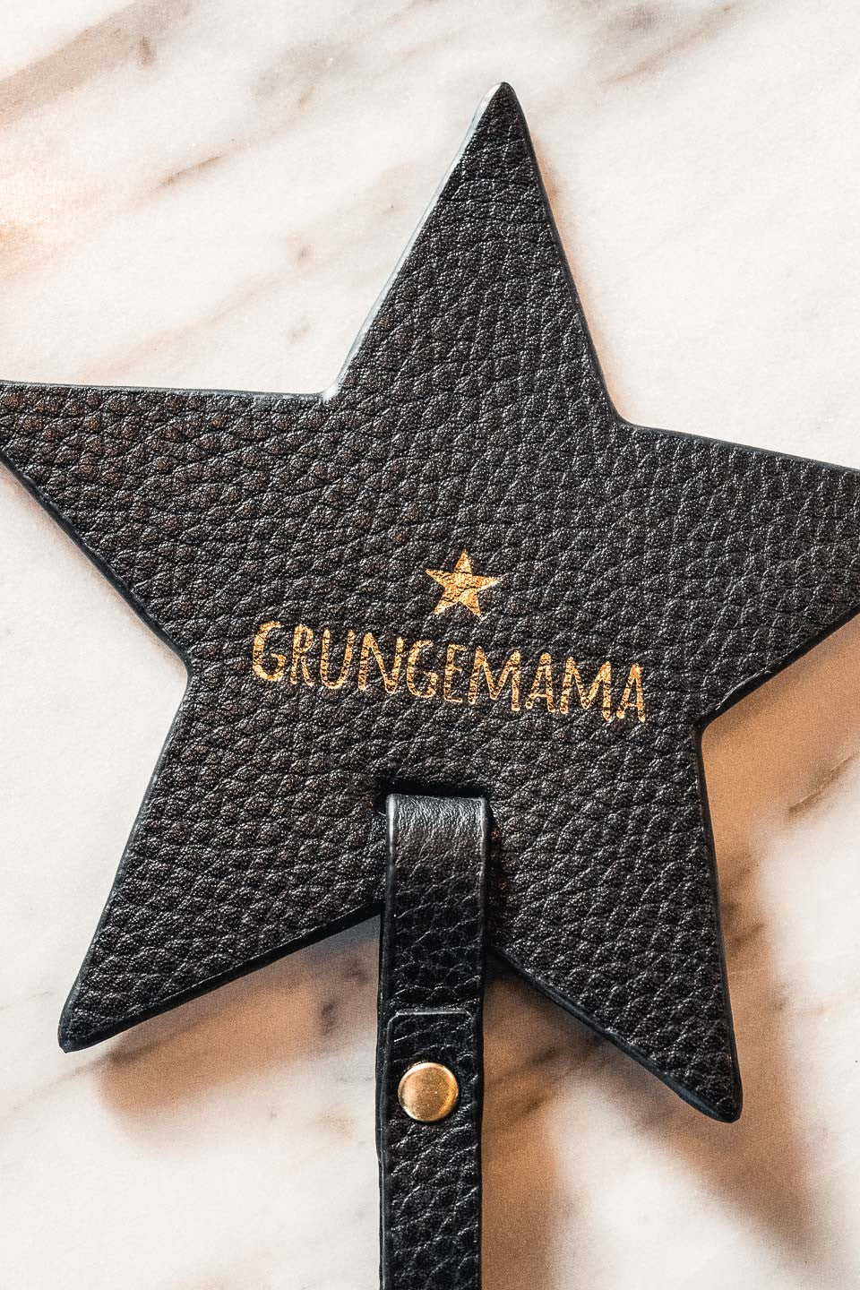 Porte cles grungemama noir