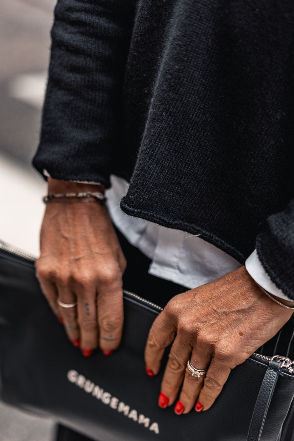 Pull Grungemama Sleek noir