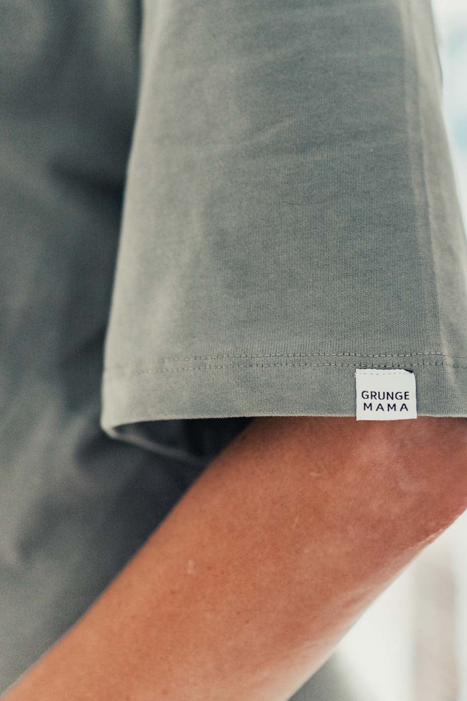 Robe Grungemama Divina kaki