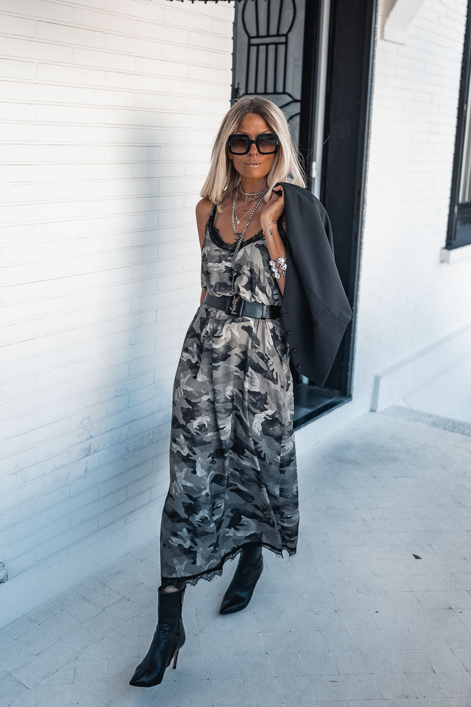 MAISY ARMY BLACK DRESS