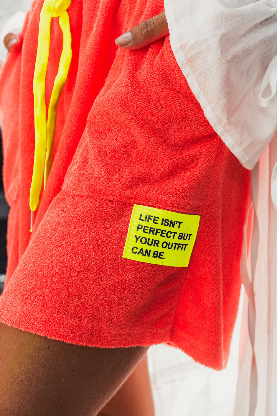 Short Carlo corail fluo