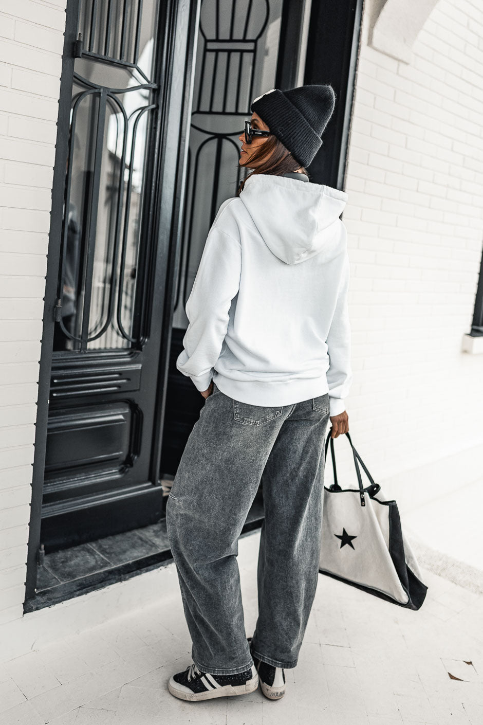 ICONIC WHITE SWEATSHIRT