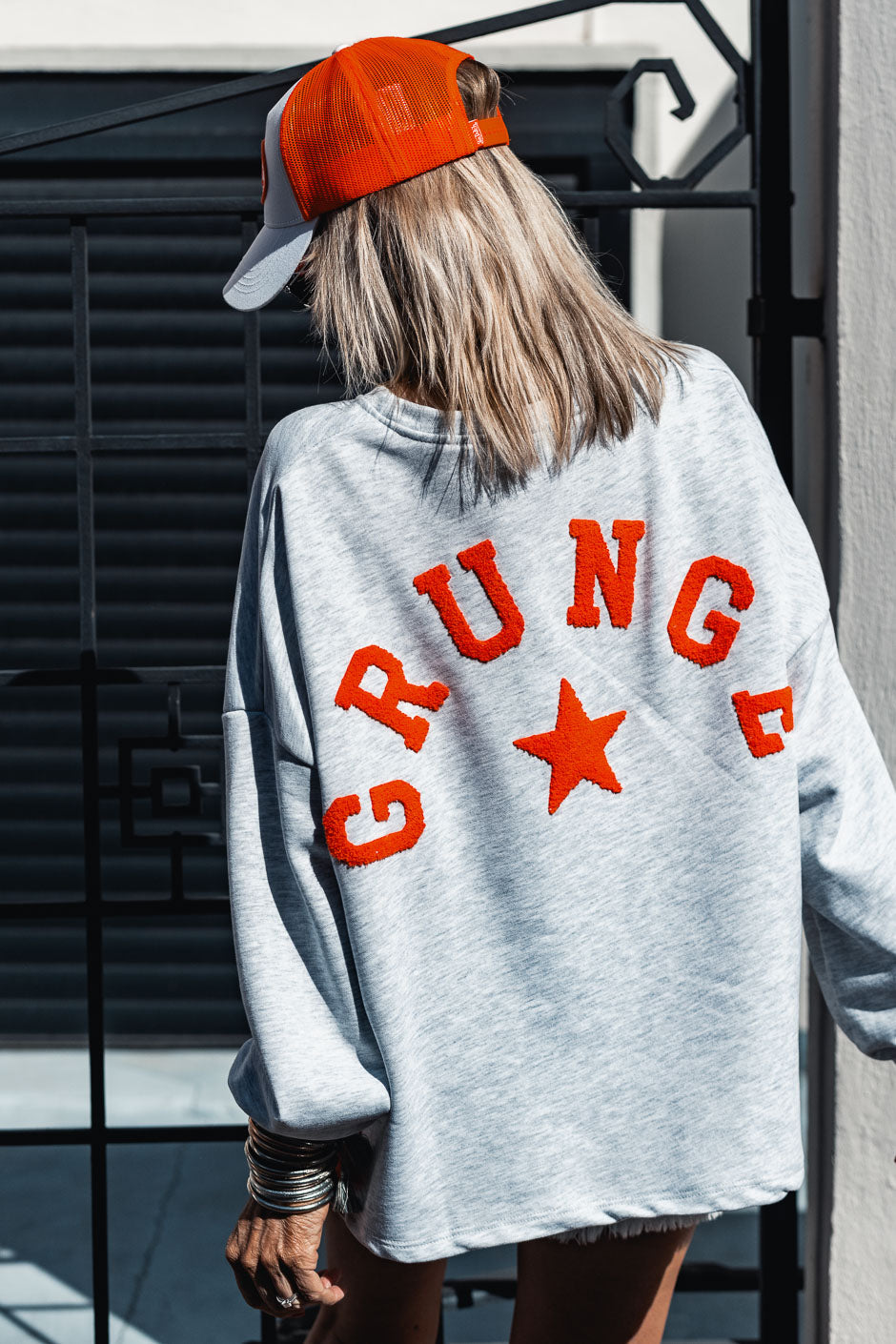 SWEAT TEAM GRIS
