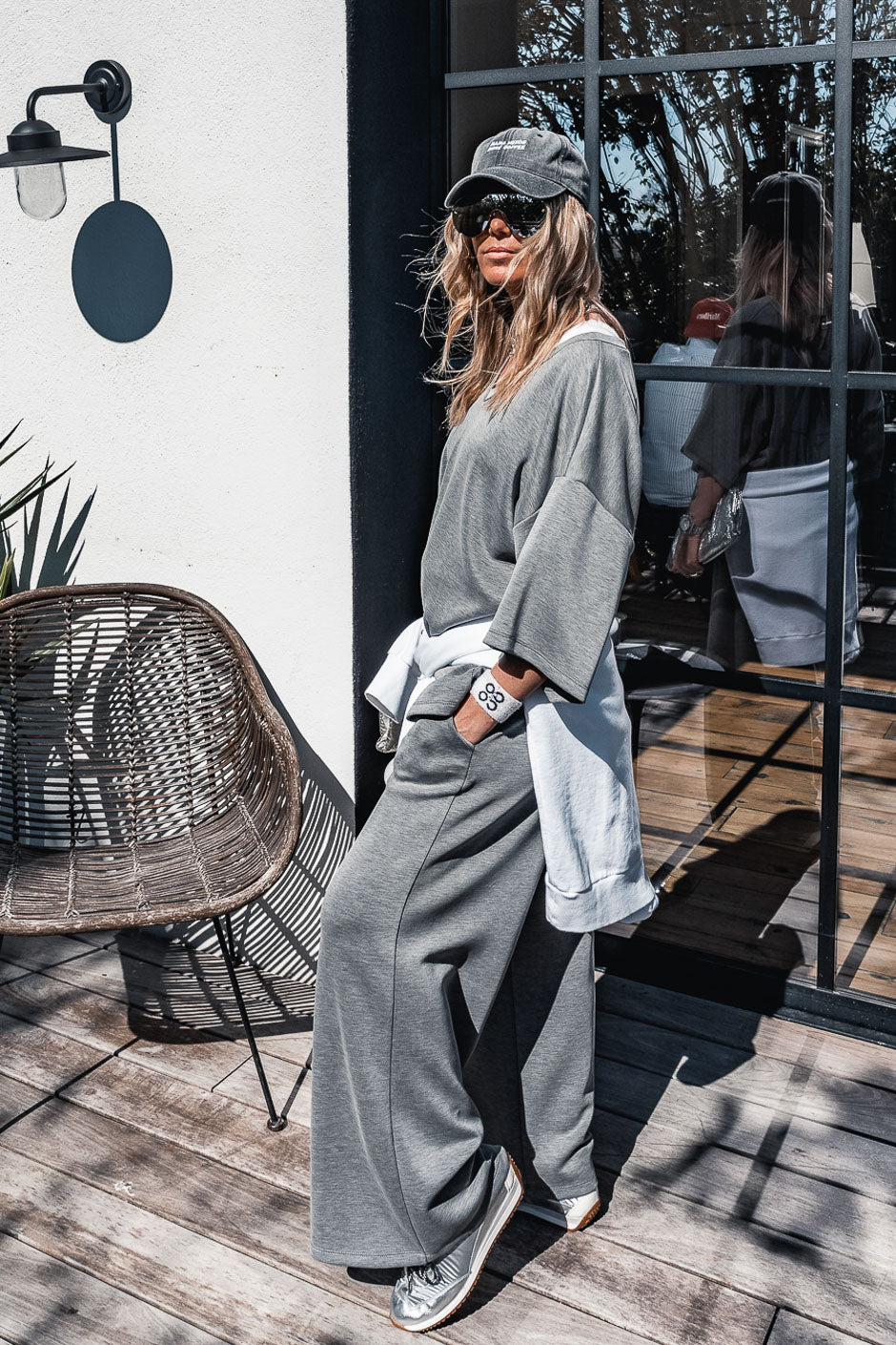 PANTALON MANNEL GRIS