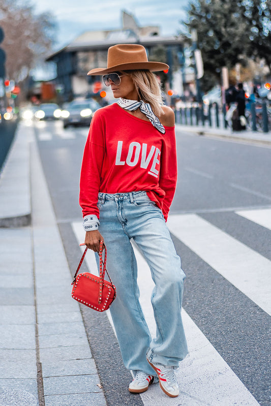 LOVA T-SHIRT.