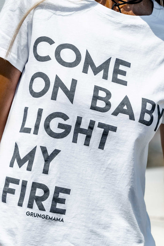 TEESHIRT COME ON BABY blanc inscription noir