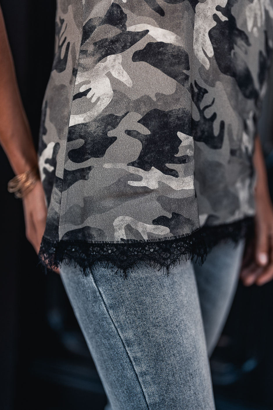 Top Grungemama Kate army noir