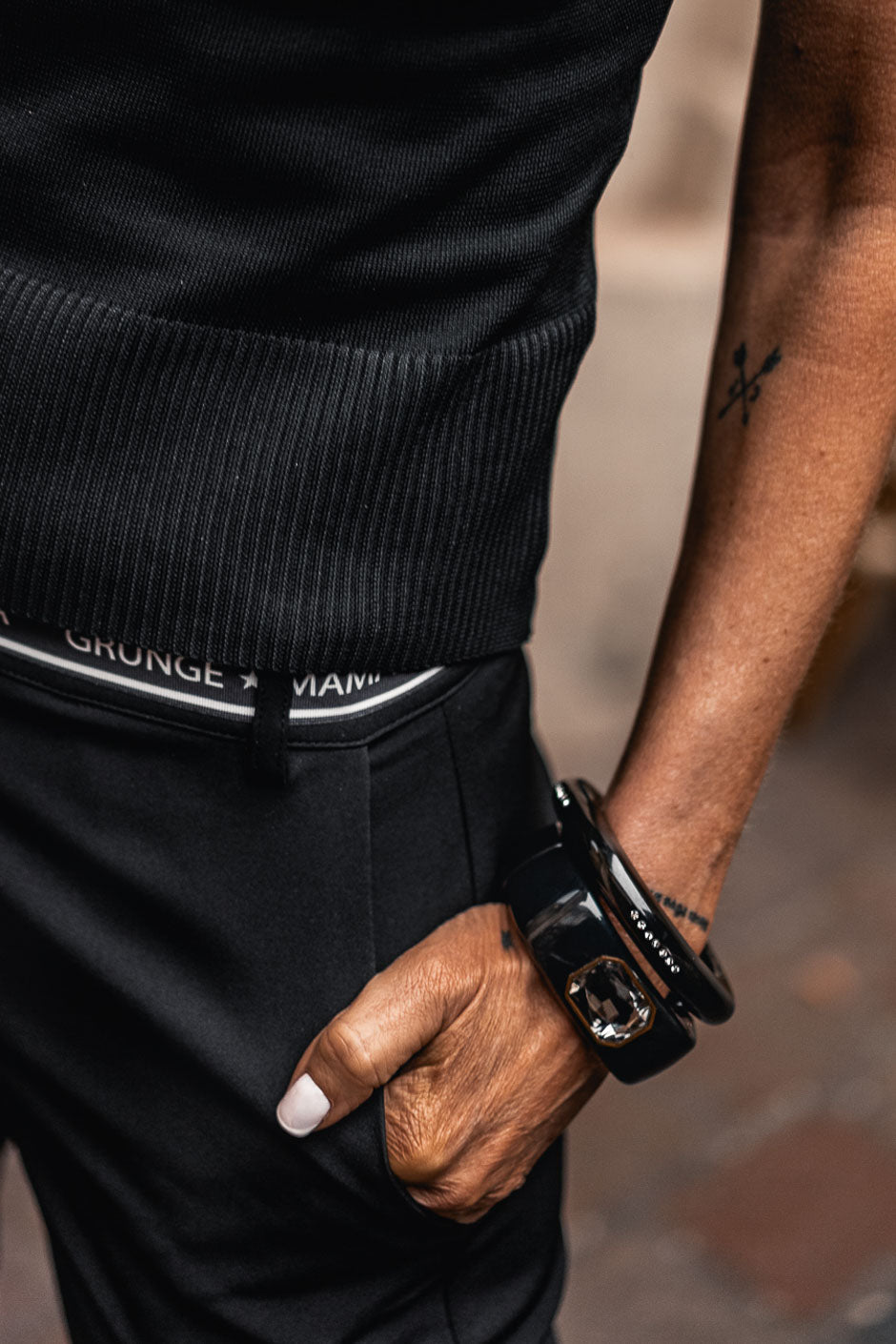PULL MINY NOIR